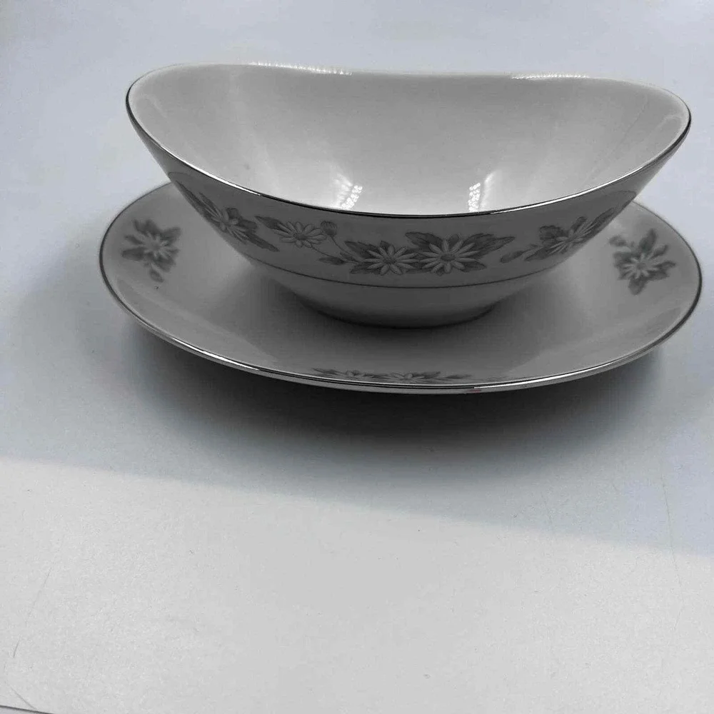Mikasa Vintage Gravy Boat Bowl On Plate‎ Set Daisy Pattern China Piece